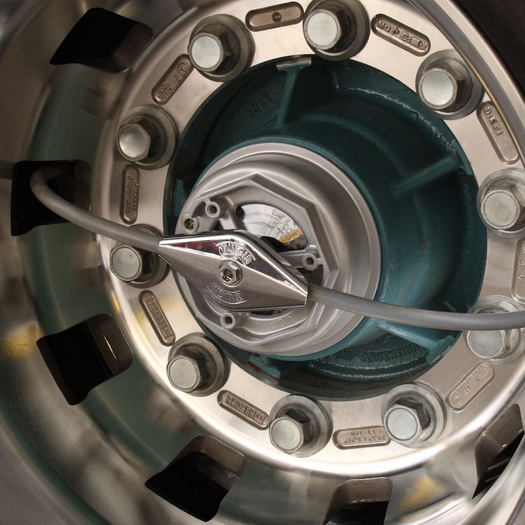 Calibrador electronico de neumaticos Modelo NM 248 - Sistema Interno